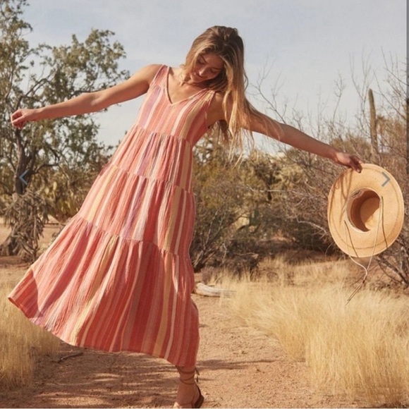 Marine Layer Dresses & Skirts - Marine Layer Pink and Cream Striped Maxi Dress
